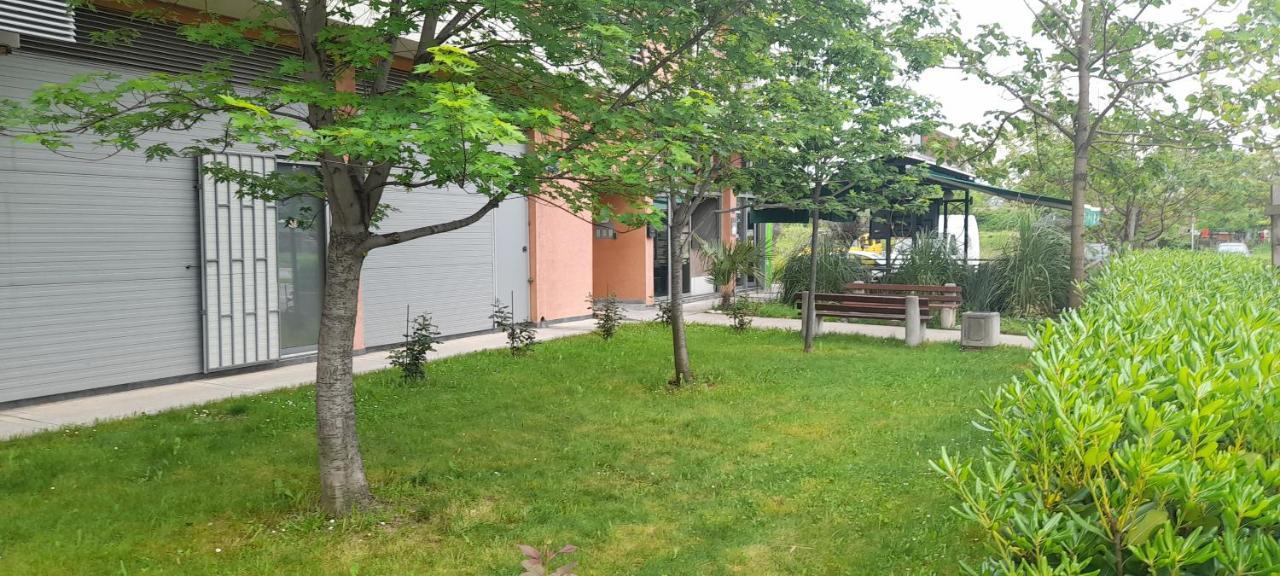 Apartment Luka Подгорица Екстериор снимка