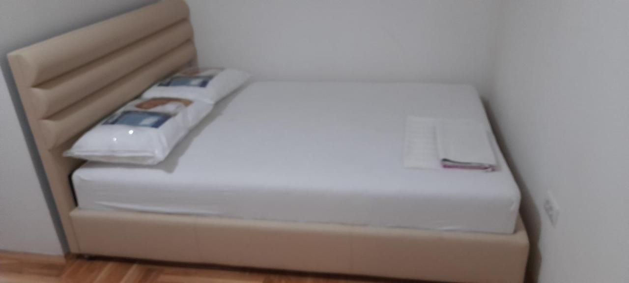 Apartment Luka Подгорица Екстериор снимка