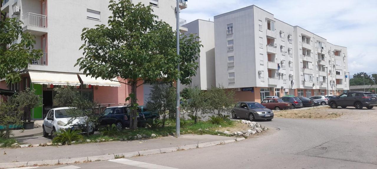 Apartment Luka Подгорица Екстериор снимка